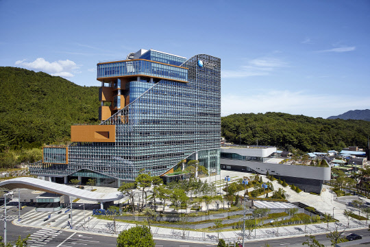 한국중부발전 본사 전경. <한국중부발전 제공>